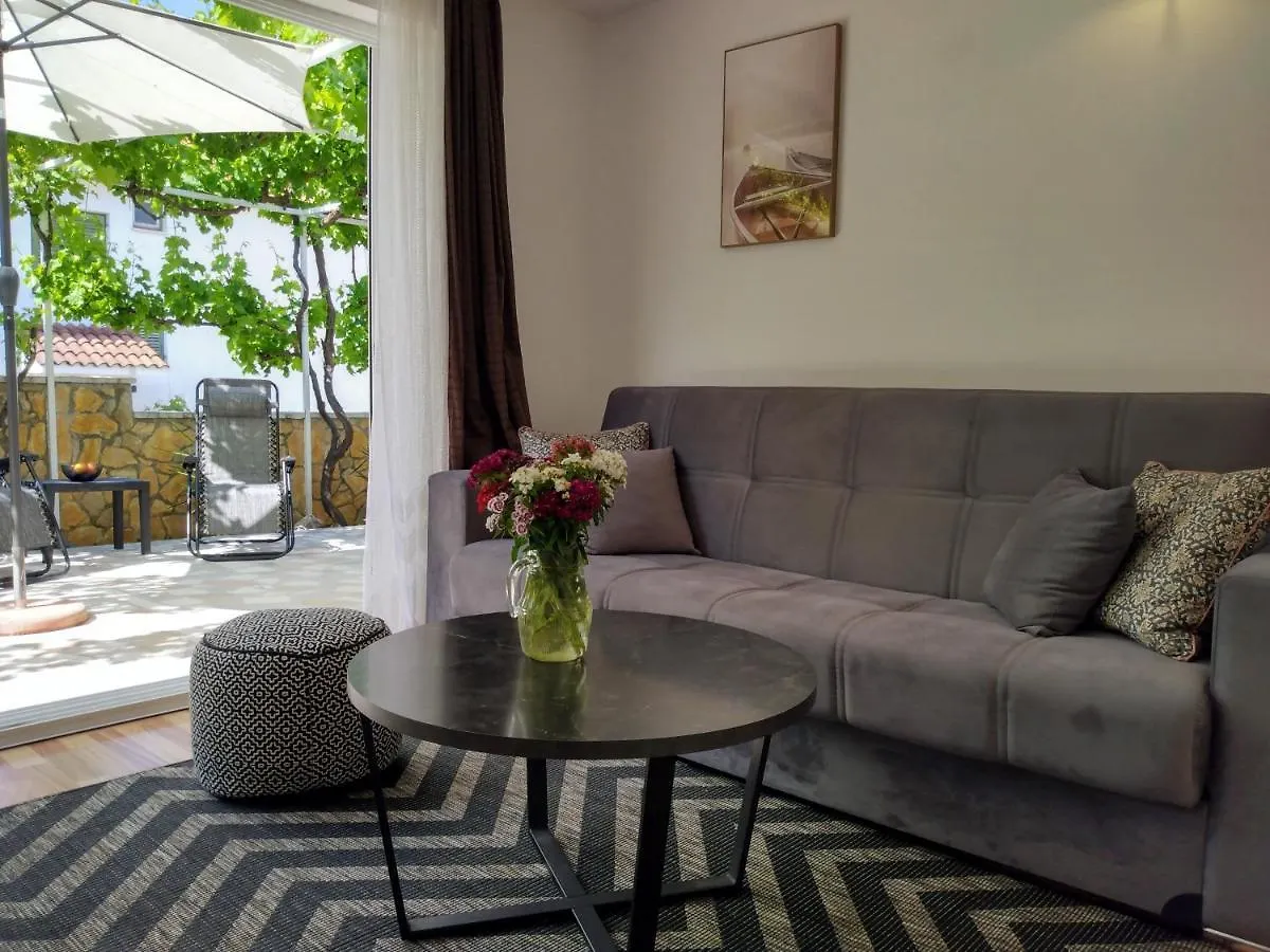 Studio apartment Grande Vista Traù