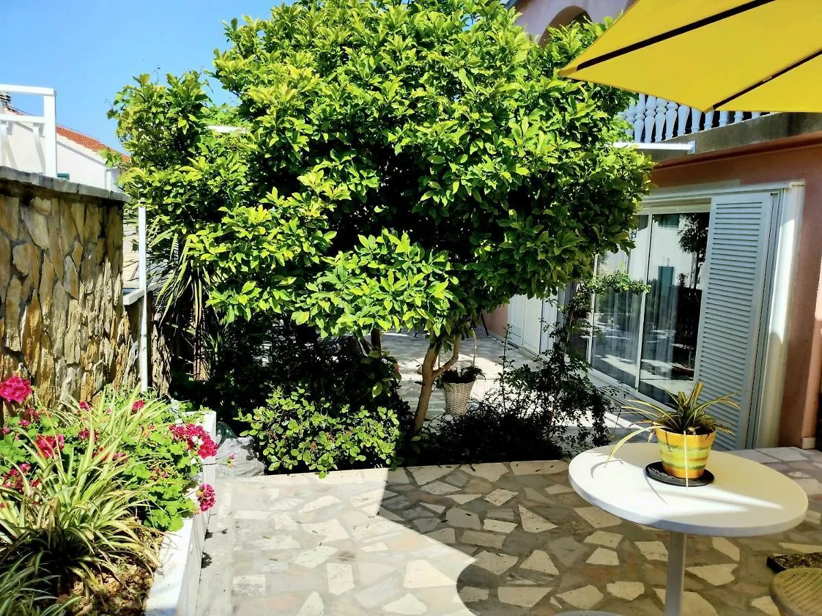 Studio apartment Grande Vista Traù